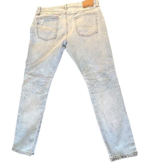 American Eagle Distressed Stretch Jeans Mens 36x32 Light Wash Ripped AirFlex - Picture 8 of 11